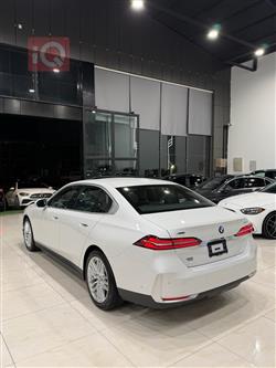 بي ام دبليو الفئة 5